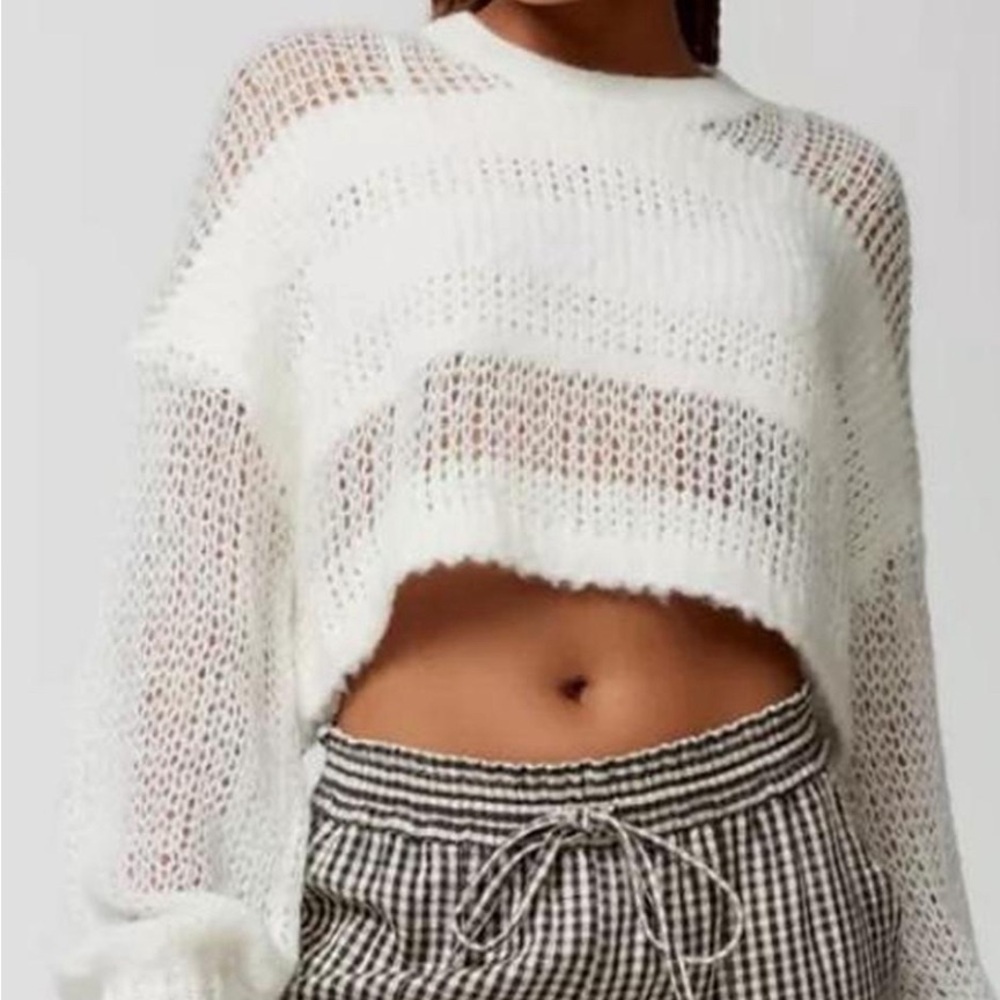 Discontinued - Urban Outfitters - White Sheer Sweater - Semi-Cropped